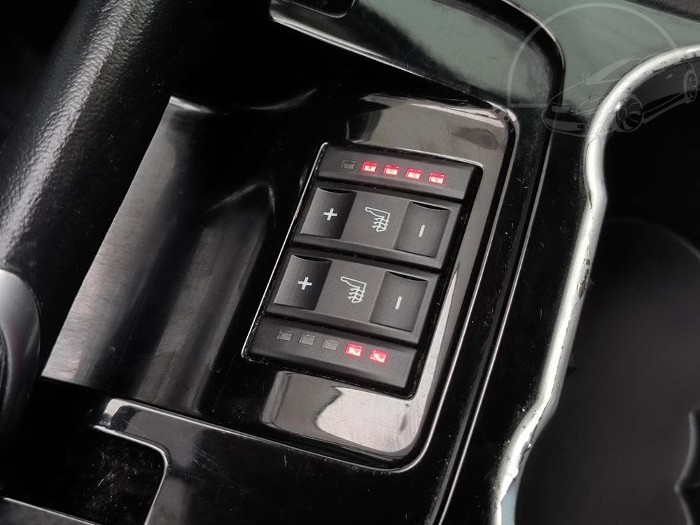 2011 Ford S-MAX - 13