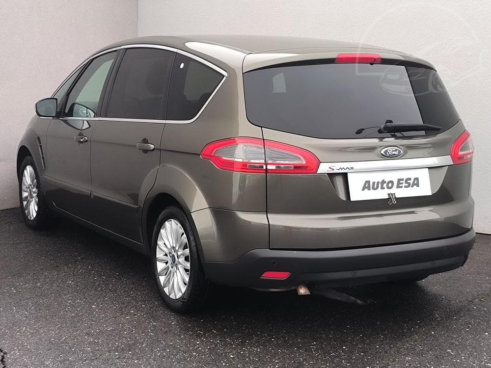 2011 Ford S-MAX - 6