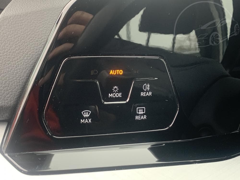2021 Volkswagen GOLF - 49