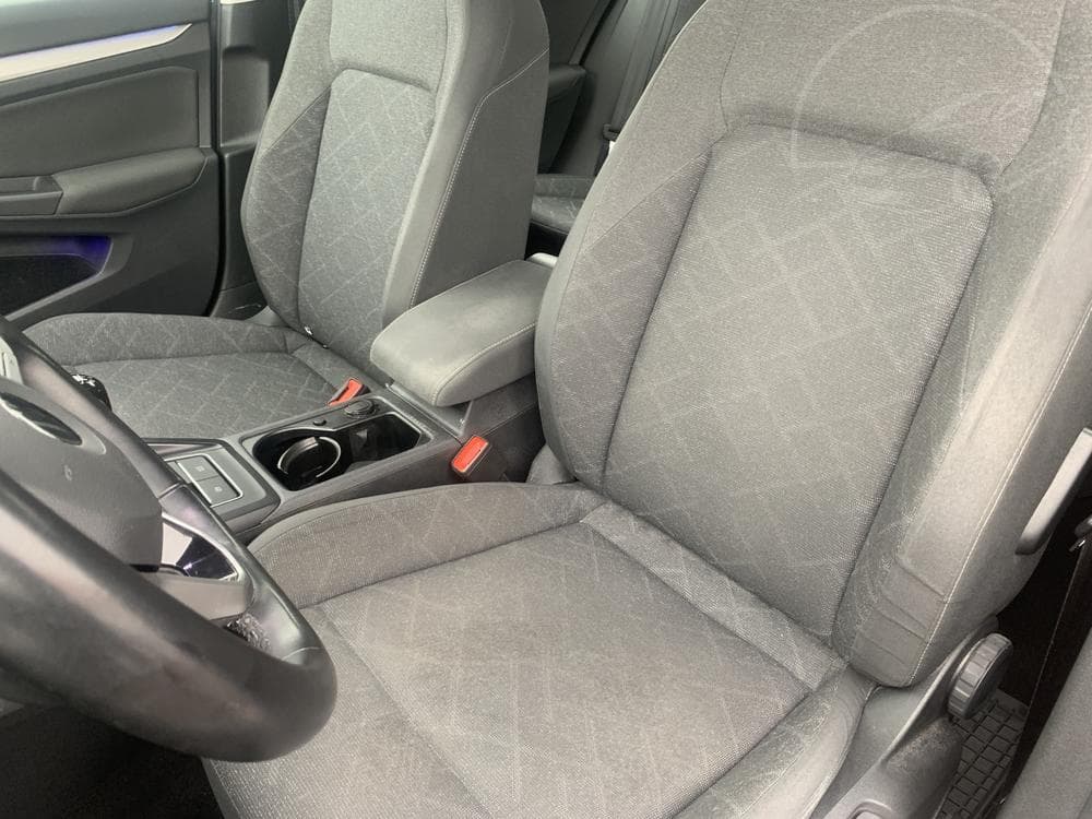 2021 Volkswagen GOLF - 25