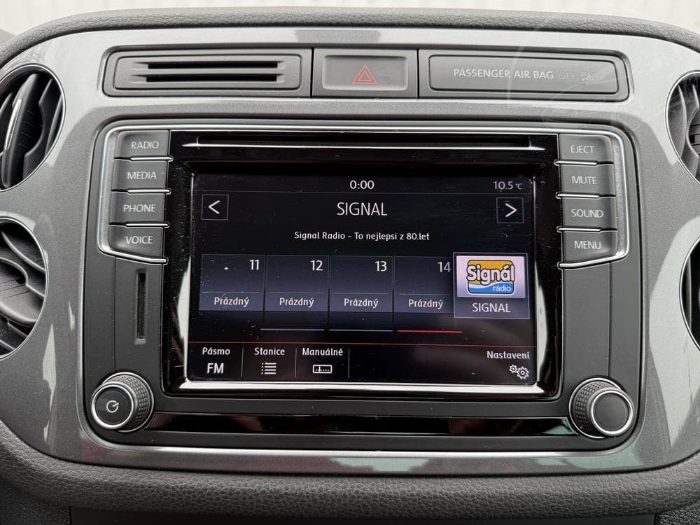 2015 Volkswagen TIGUAN - 37