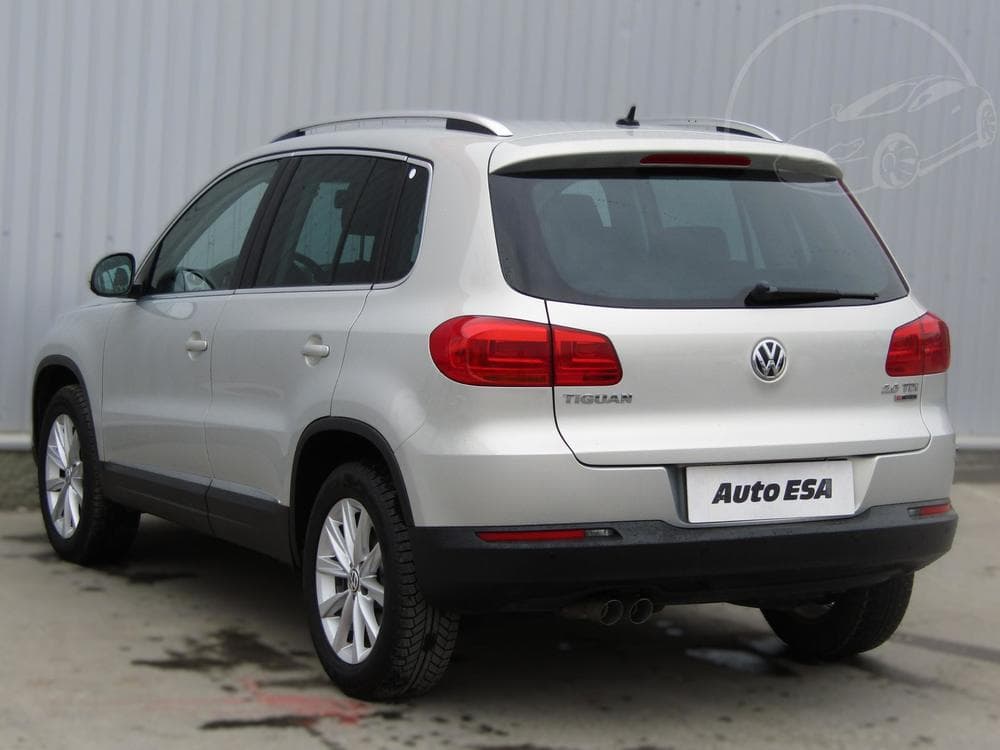 2015 Volkswagen TIGUAN - 16