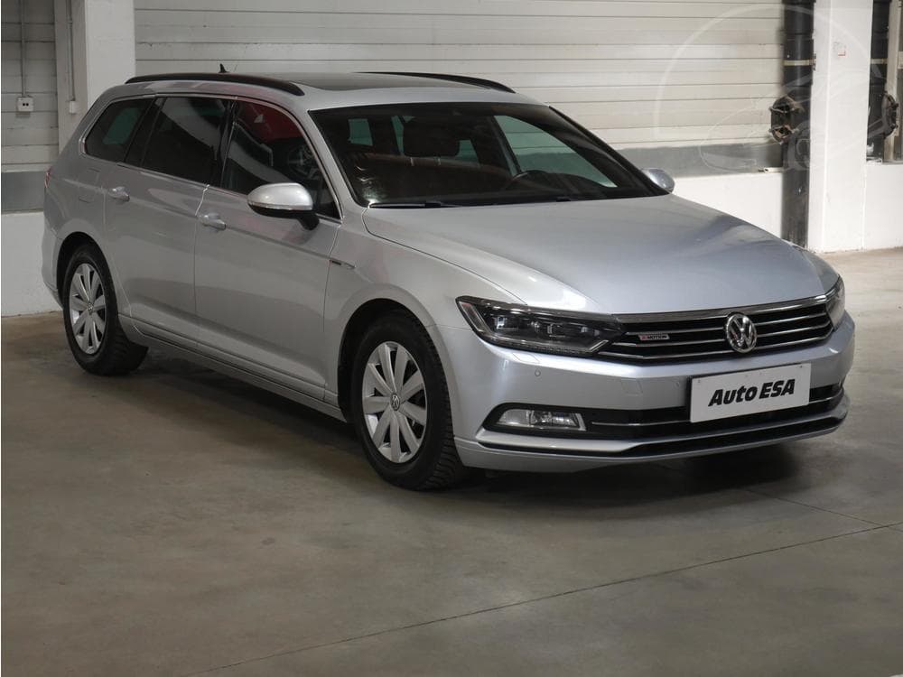 2015 Volkswagen PASSAT