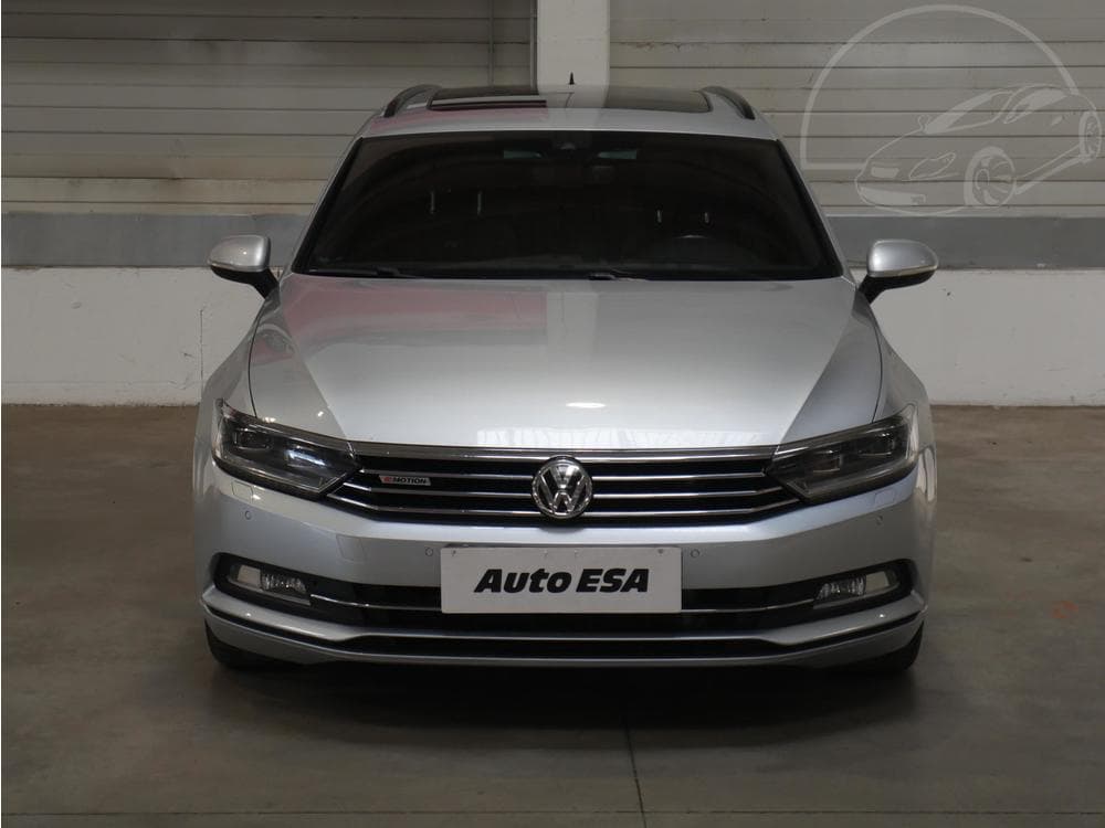 2015 Volkswagen PASSAT - 3
