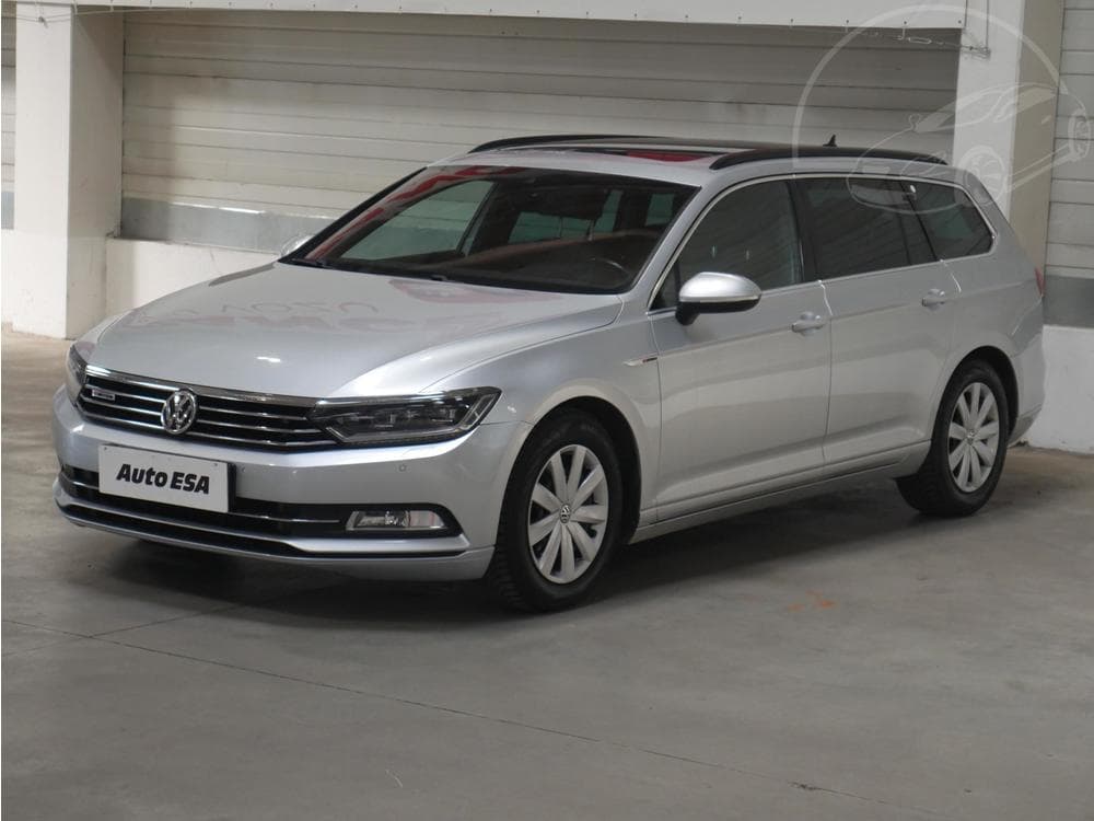 2015 Volkswagen PASSAT - 5