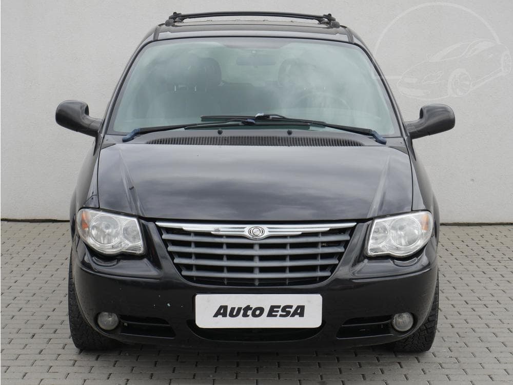 2005 Chrysler VOYAGER - 2