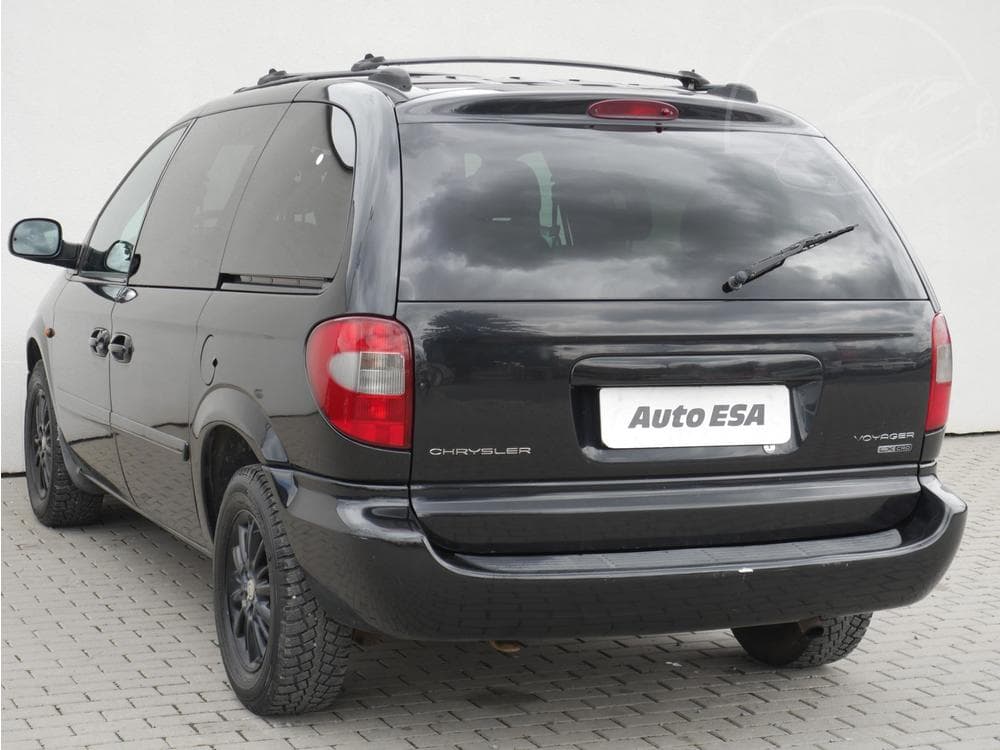 2005 Chrysler VOYAGER - 6
