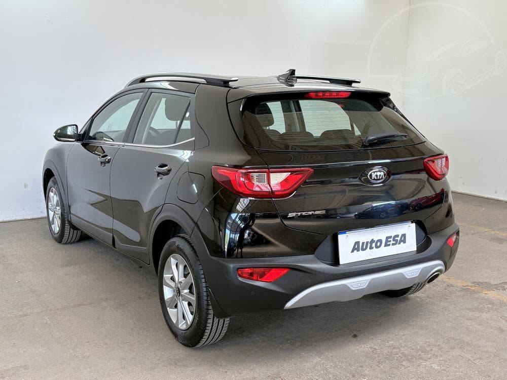 2020 Kia STONIC - 11
