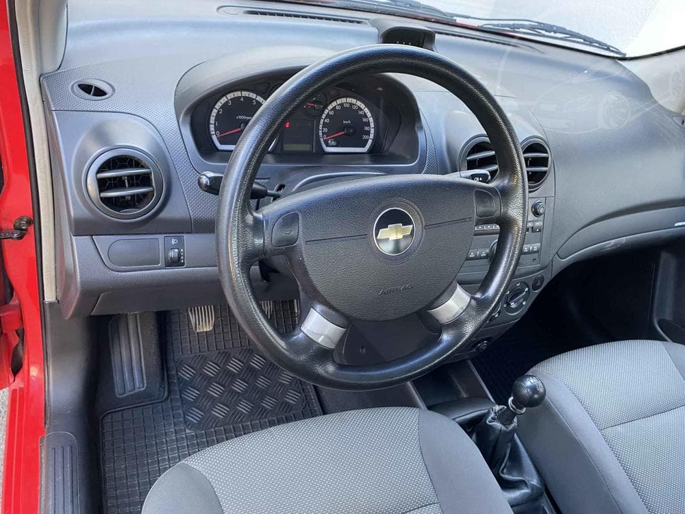 2006 Chevrolet AVEO - 12