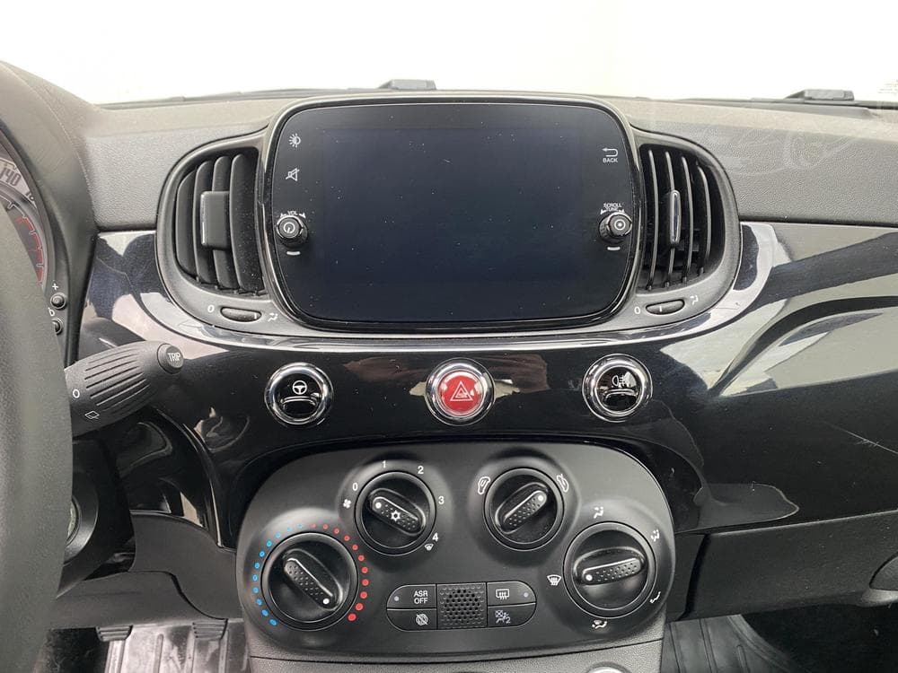 2019 Fiat 500 - 34
