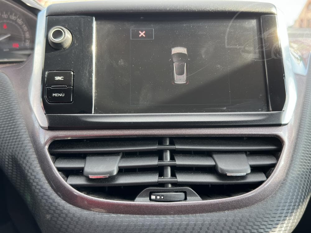 2015 Peugeot 2008 - 29