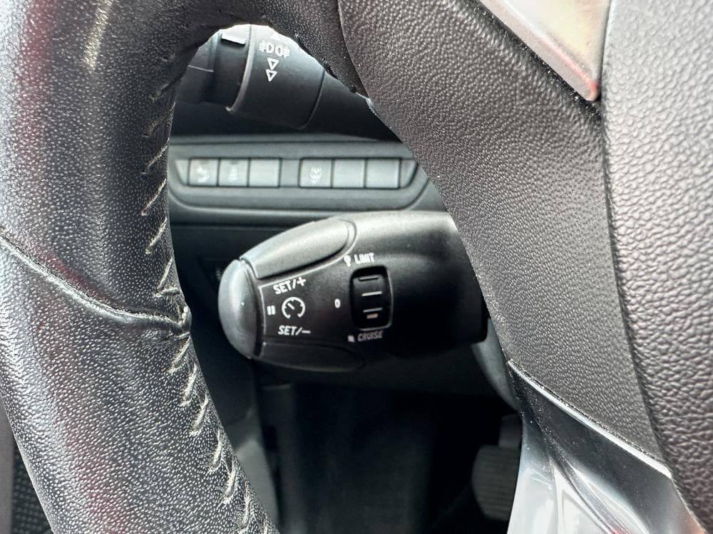 2015 Peugeot 2008 - 33