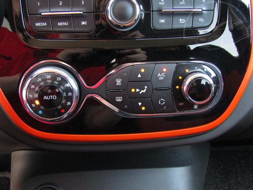 2015 Renault CAPTUR - 29