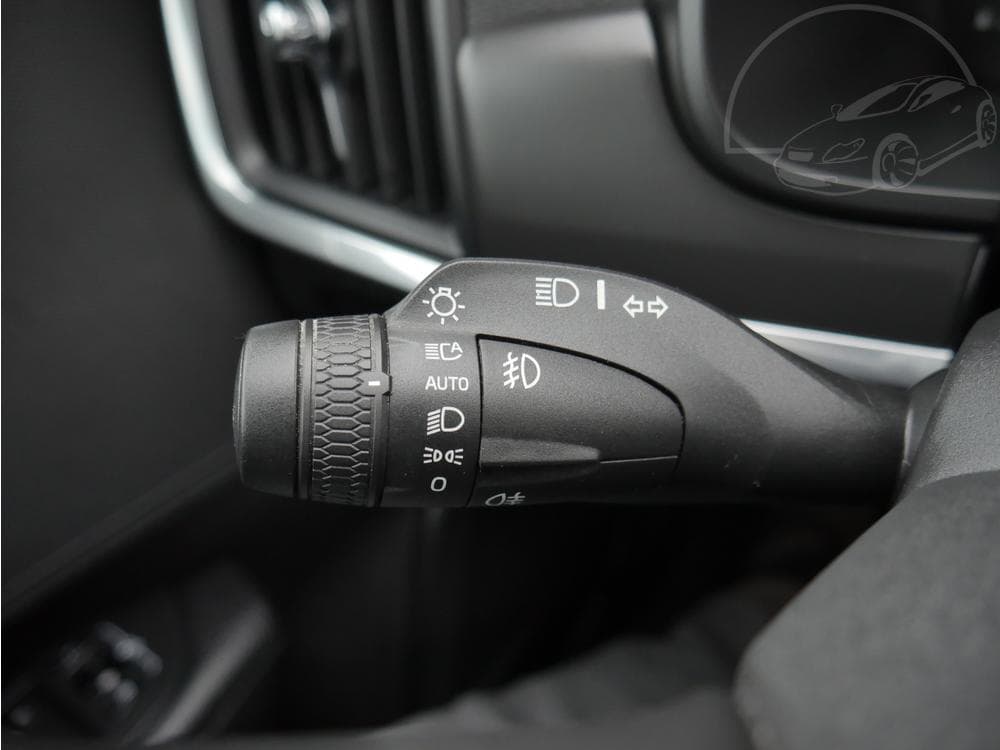 2018 Volvo V90 - 27