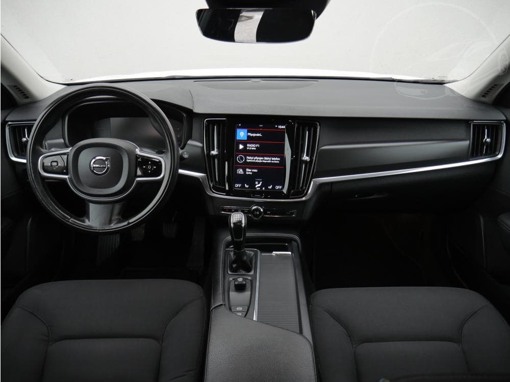 2018 Volvo V90 - 15