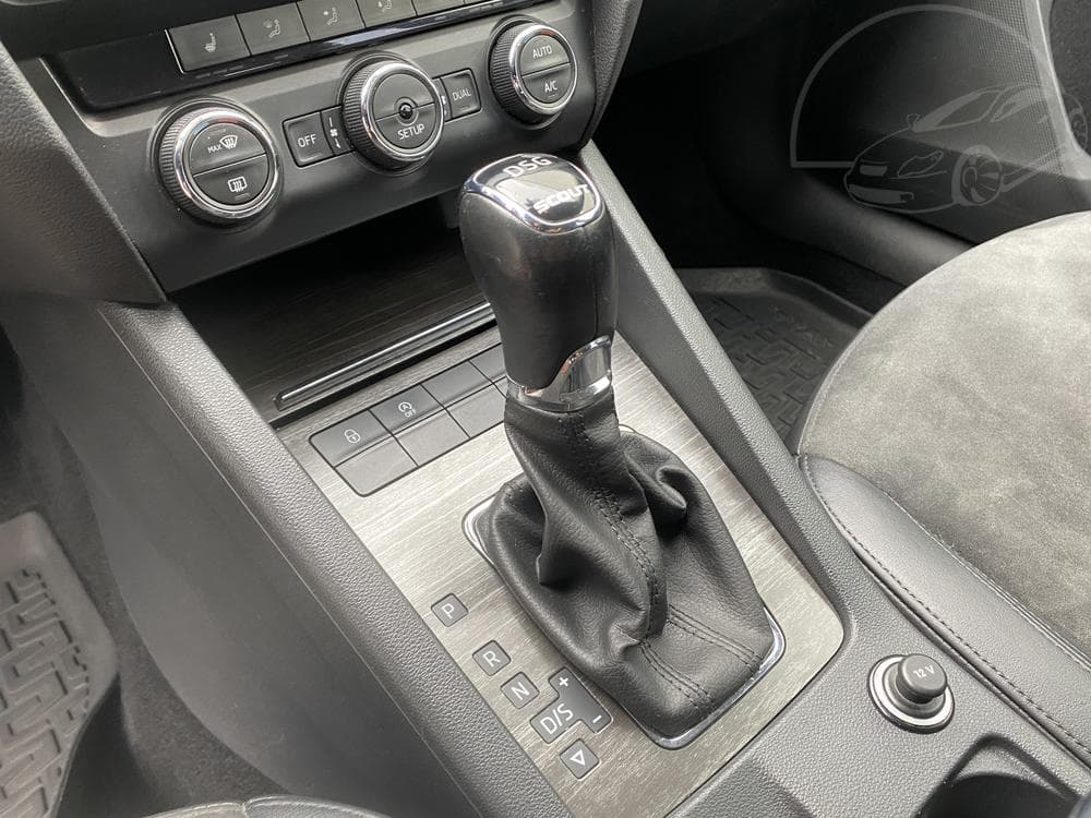 2015 Škoda OCTAVIA - 16