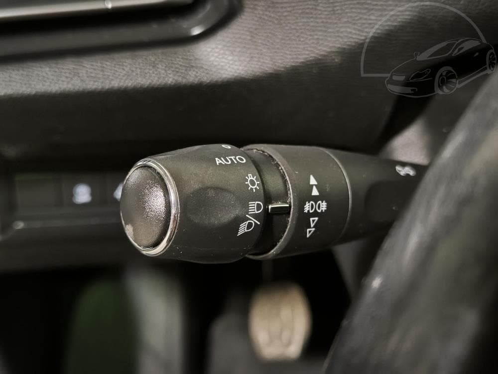 2018 Peugeot 308 - 16