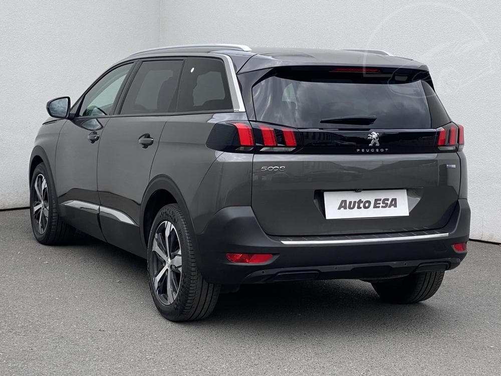 2017 Peugeot 5008 - 16