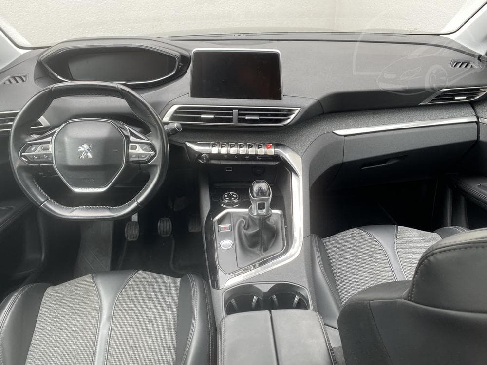 2017 Peugeot 5008 - 22