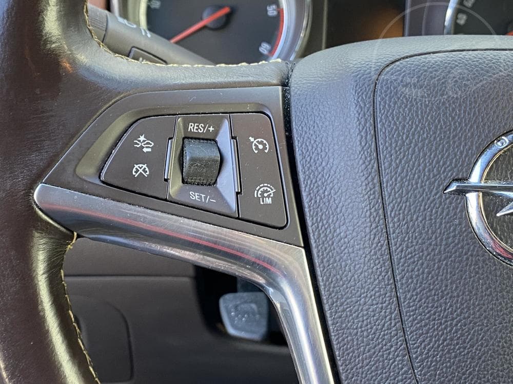 2013 Opel MOKKA - 40