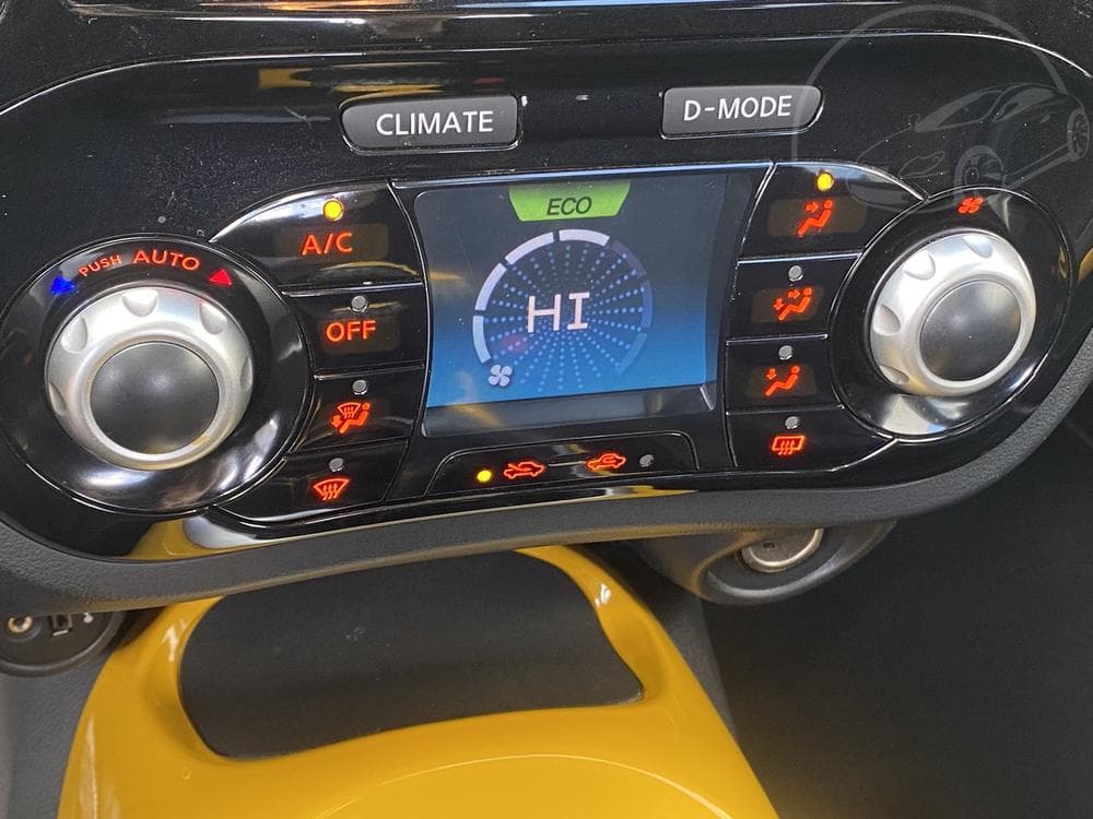 2015 Nissan JUKE - 27