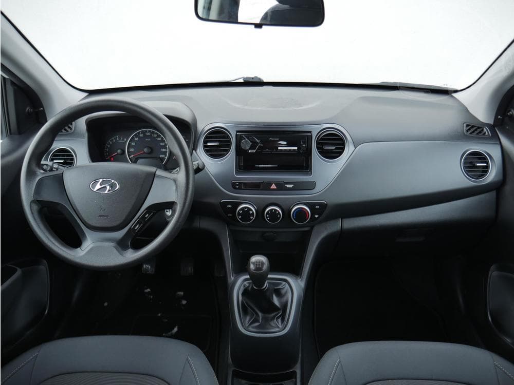 2018 Hyundai i10 - 8