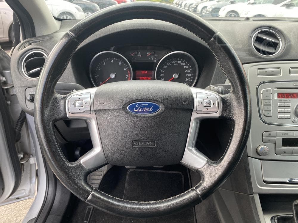 2009 Ford MONDEO - 11