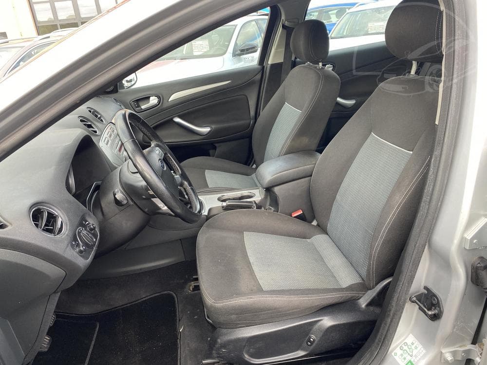 2009 Ford MONDEO - 9