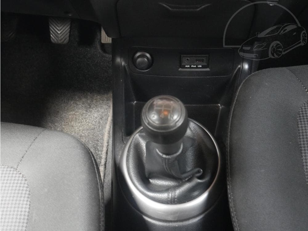 2012 Hyundai i20 - 17