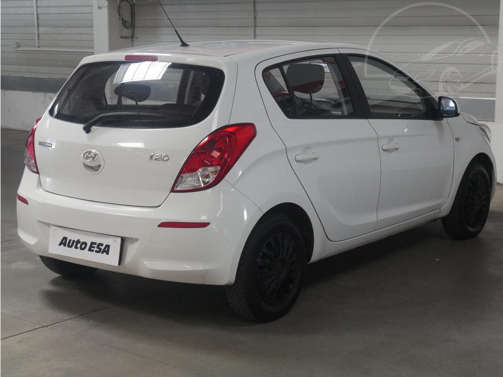 2012 Hyundai i20 - 6
