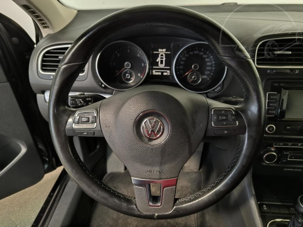 2011 Volkswagen GOLF - 13