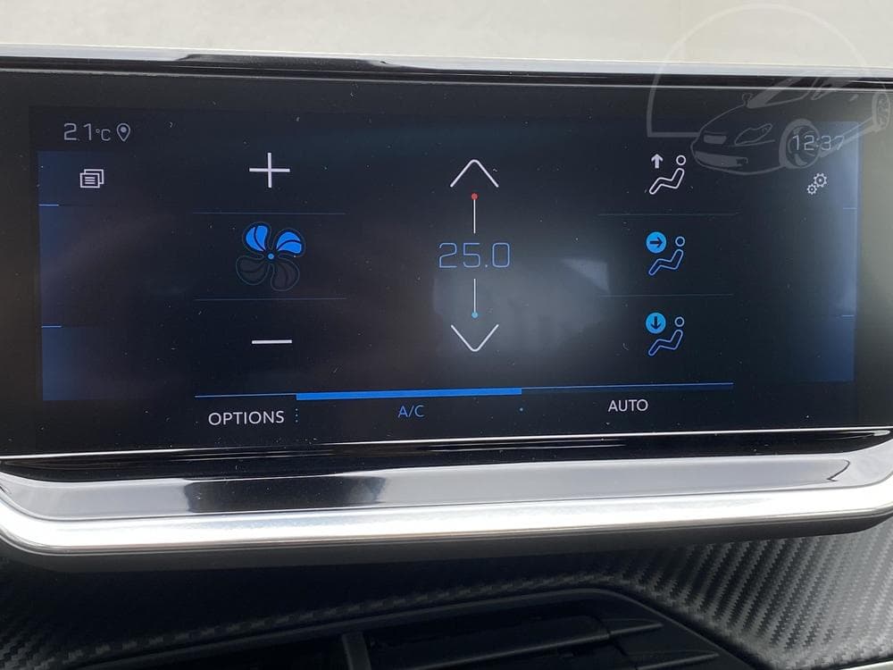 2020 Peugeot 2008 - 43