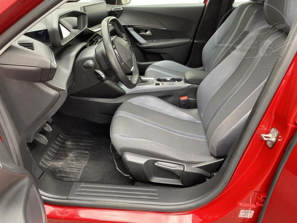 2020 Peugeot 2008 - 25