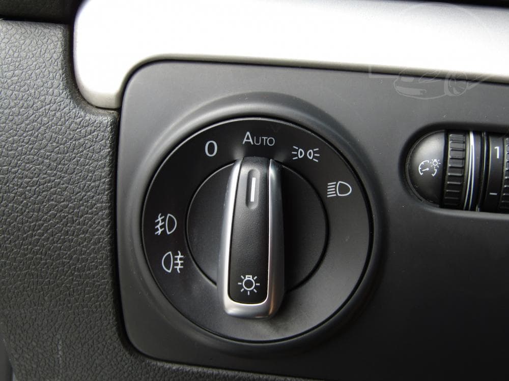 2008 Volkswagen GOLF - 12