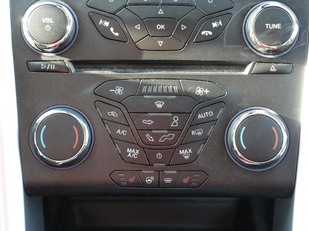 2015 Ford MONDEO - 14