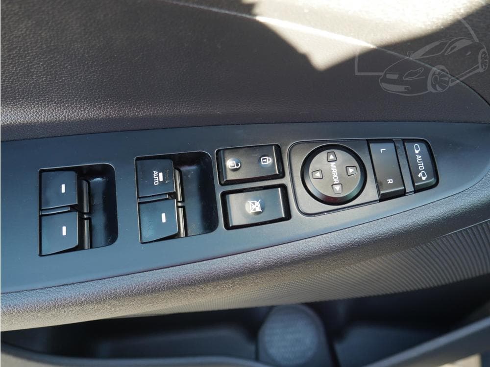 2016 Hyundai TUCSON - 21