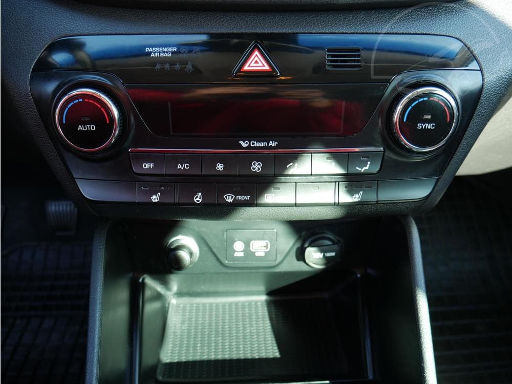 2016 Hyundai TUCSON - 31