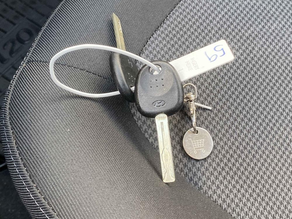 2013 Hyundai i20 - 15