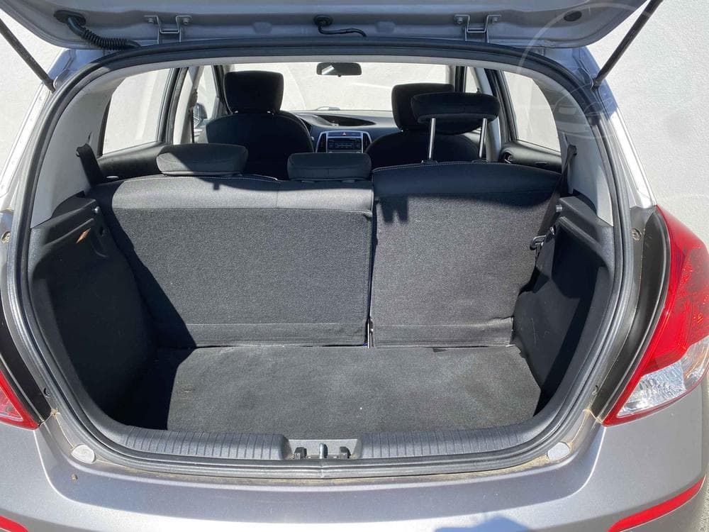 2013 Hyundai i20 - 7