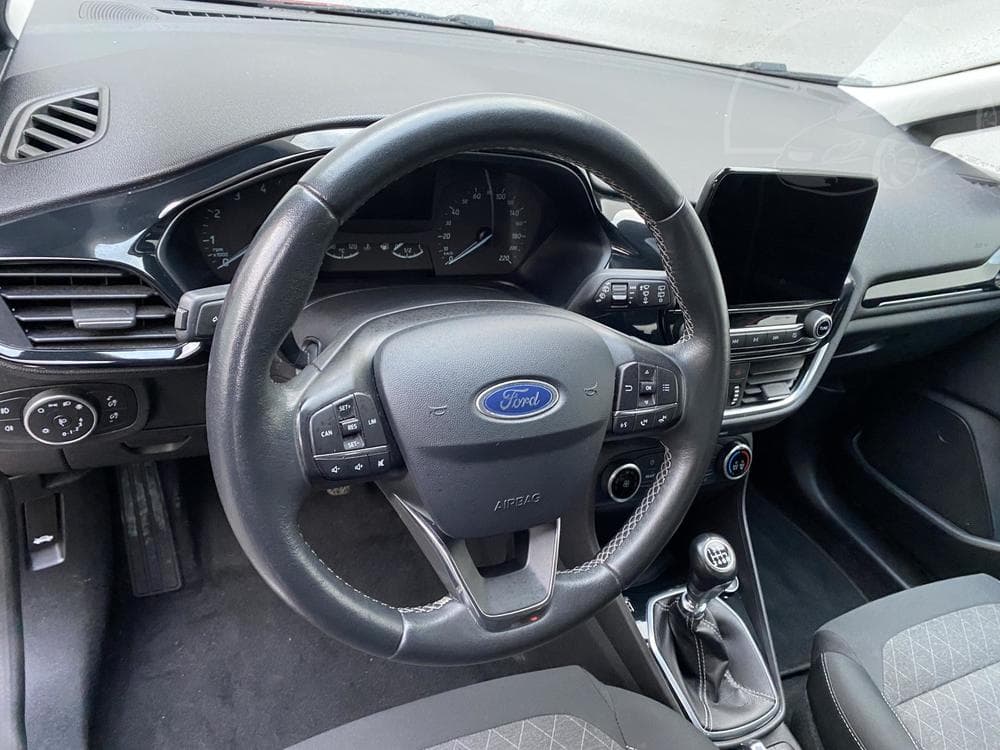 2019 Ford FIESTA - 12