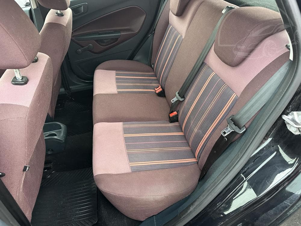 2009 Ford FIESTA - 10