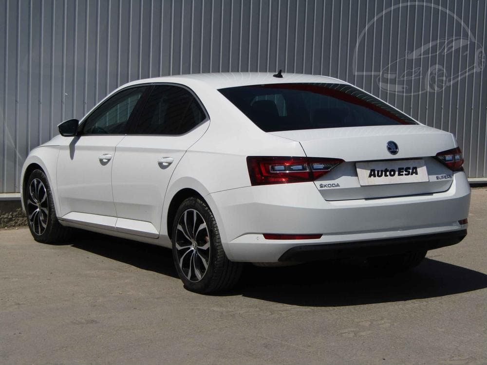 2016 Škoda SUPERB - 6