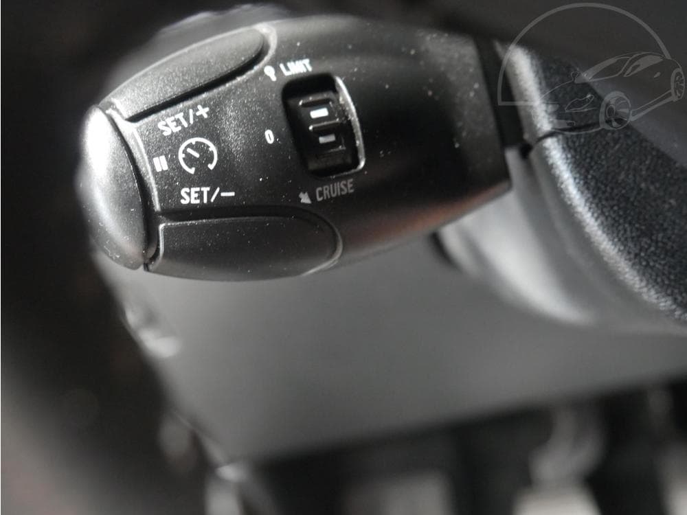 2014 Peugeot 2008 - 16