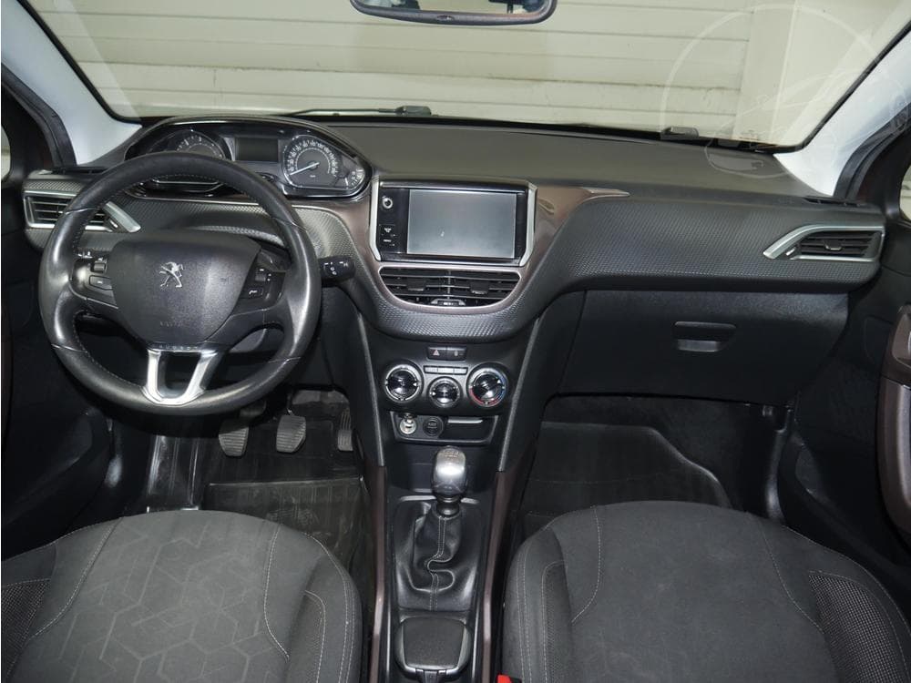 2014 Peugeot 2008 - 8