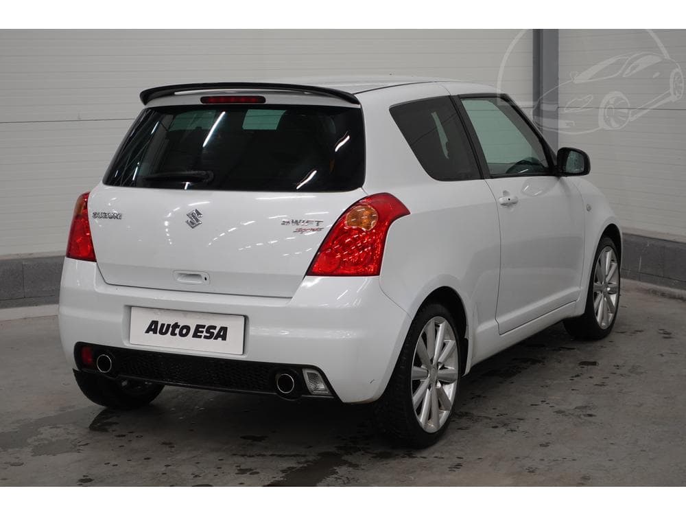 2010 Suzuki SWIFT - 4