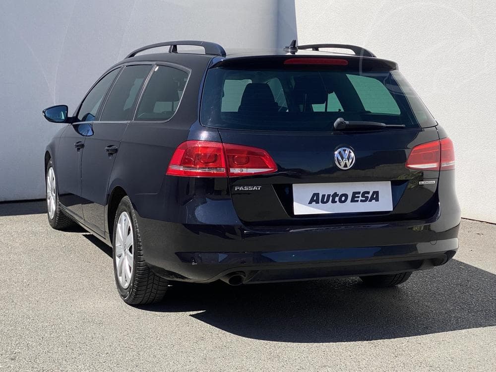 2014 Volkswagen PASSAT - 11