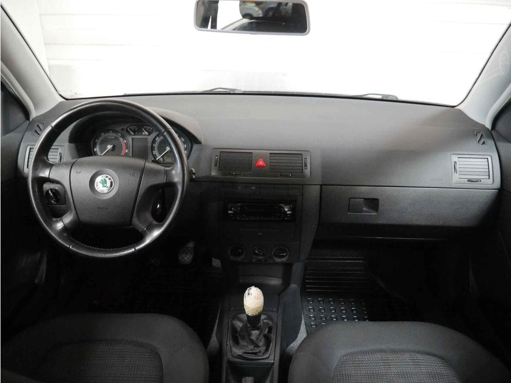 2005 Škoda FABIA - 8