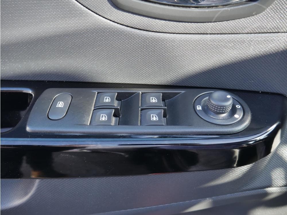 2016 Renault CAPTUR - 31