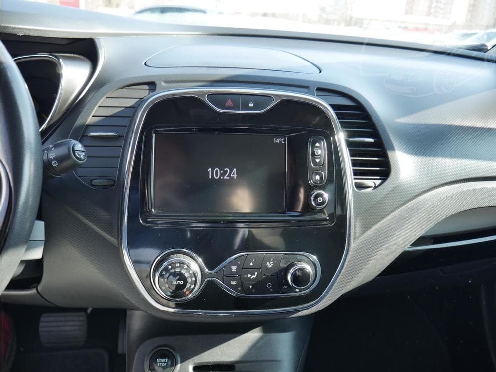 2016 Renault CAPTUR - 40