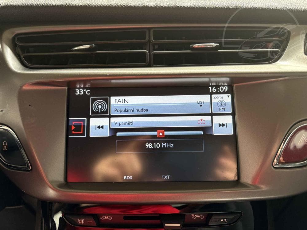 2016 Citroen C3 - 11